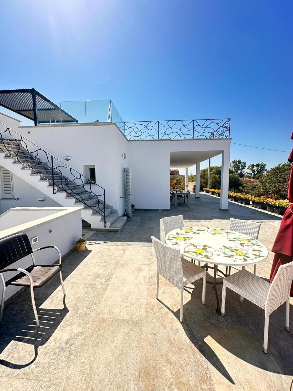 Villa Giulia Голфо Аранчи Екстериор снимка